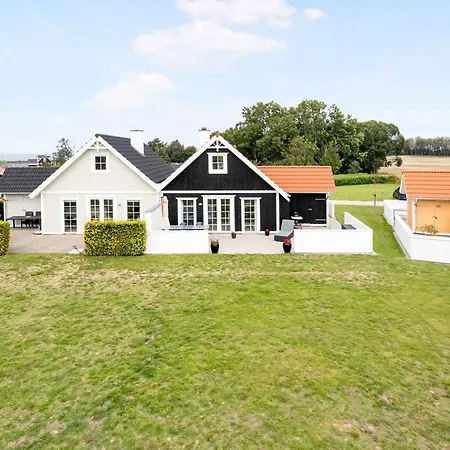 Cozy House Near The Sea Villa Brenderup