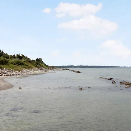 Cozy, House Near The Sea 别墅