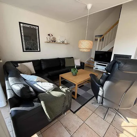 别墅 Cozy, House Near The Sea *